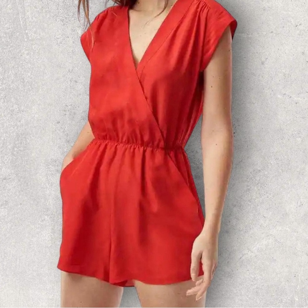 NWT red romper size 10 Bebe